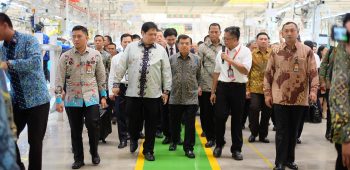Image Pabrik Wuling Motors Gunakan ‘Global Manufacturing System’