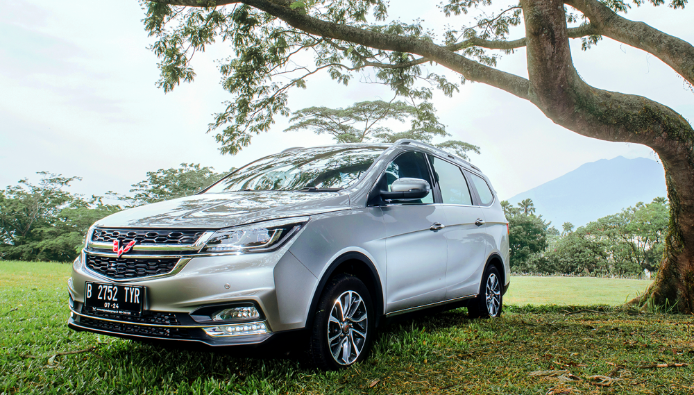 Kaca Film Mobil Membuat Tampil Lebih Keren