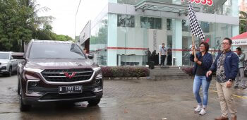 Image Wuling Invites National Media to Drive Almaz