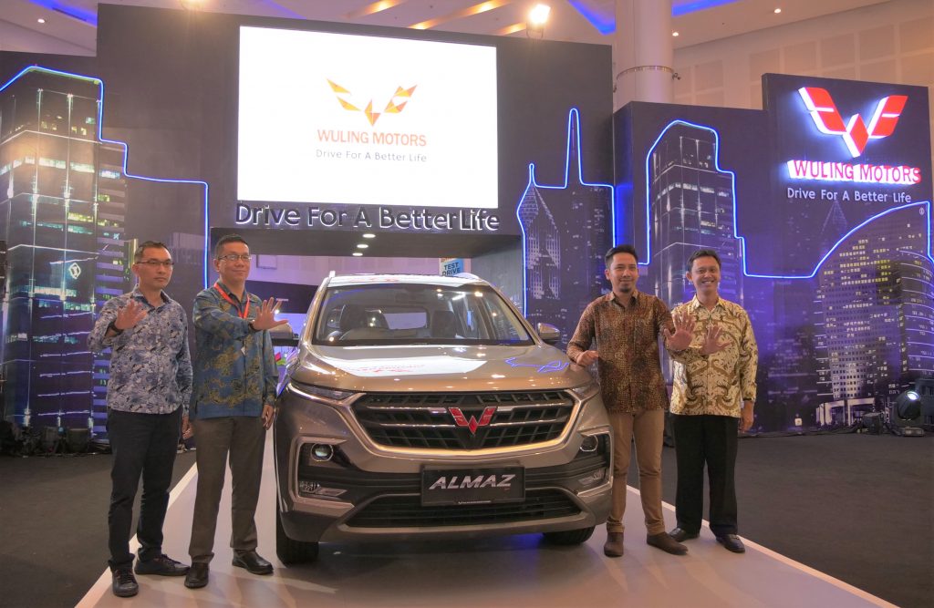 Wuling Motors Participates In Iims Surabaya 2019 Wuling