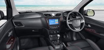 Image A New Level of Comfort: Ergonomic 7 Seatersary Confero Series