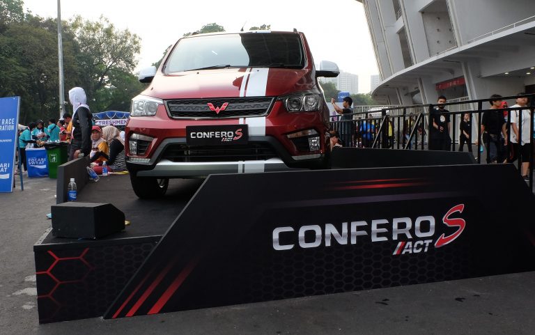 Image Wuling Motors Supports Electric Jakarta Marathon 2019