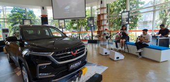 Image Wuling BLESS Perkenalkan Experience Center Kepada Masyarakat