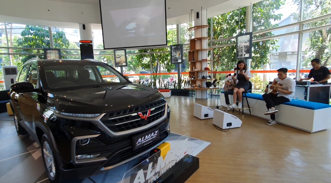 Image Wuling BLESS Introduces Experience Center to The People