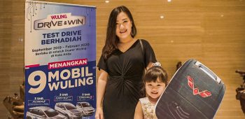 Image Hadiah Program Wuling ‘Drive & Win’ Periode Pertama Diserahkan ke Para Pemenang
