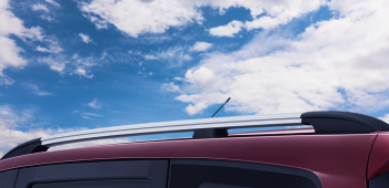 Image Car Roof Rails: What Are They Actually For?