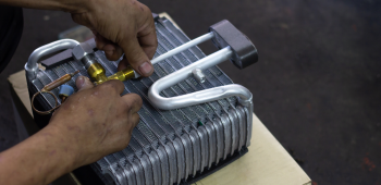 Image Function, Damage, and Maintenance of Car Air Conditioner Evaporator