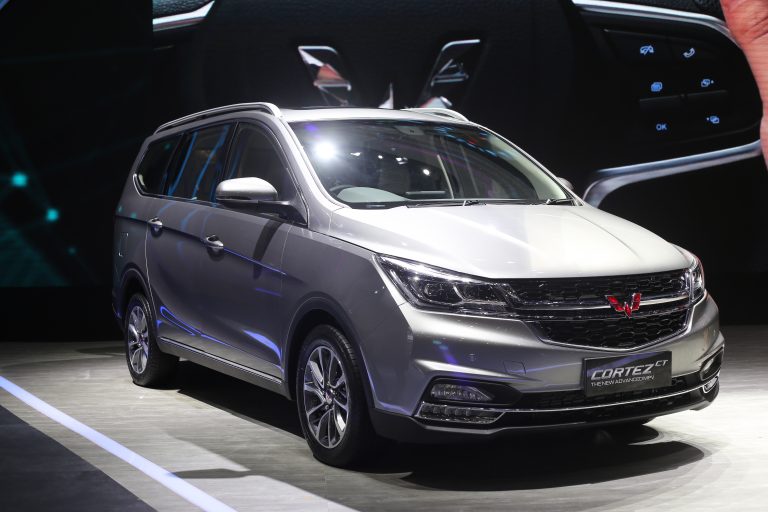 Image Wuling Cortez CT Wins The Best Medium MPV at GridOto Award 2020