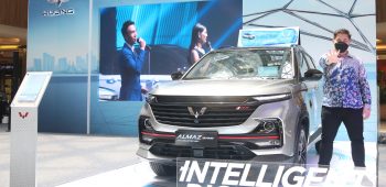 Image Wuling Resmi Hadirkan Almaz RS di Kota Bandung