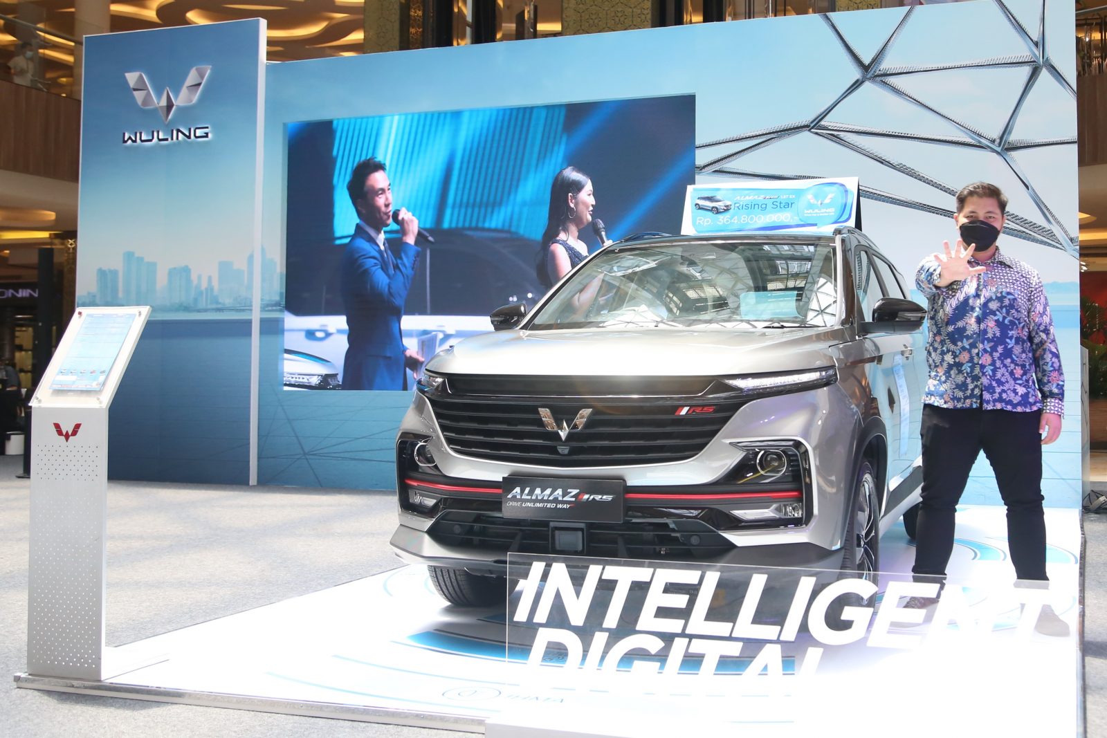 Image Wuling Officially Brings Almaz RS to Bandung