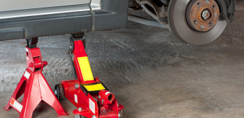 Image Car Jacks 101: Types and How It Works