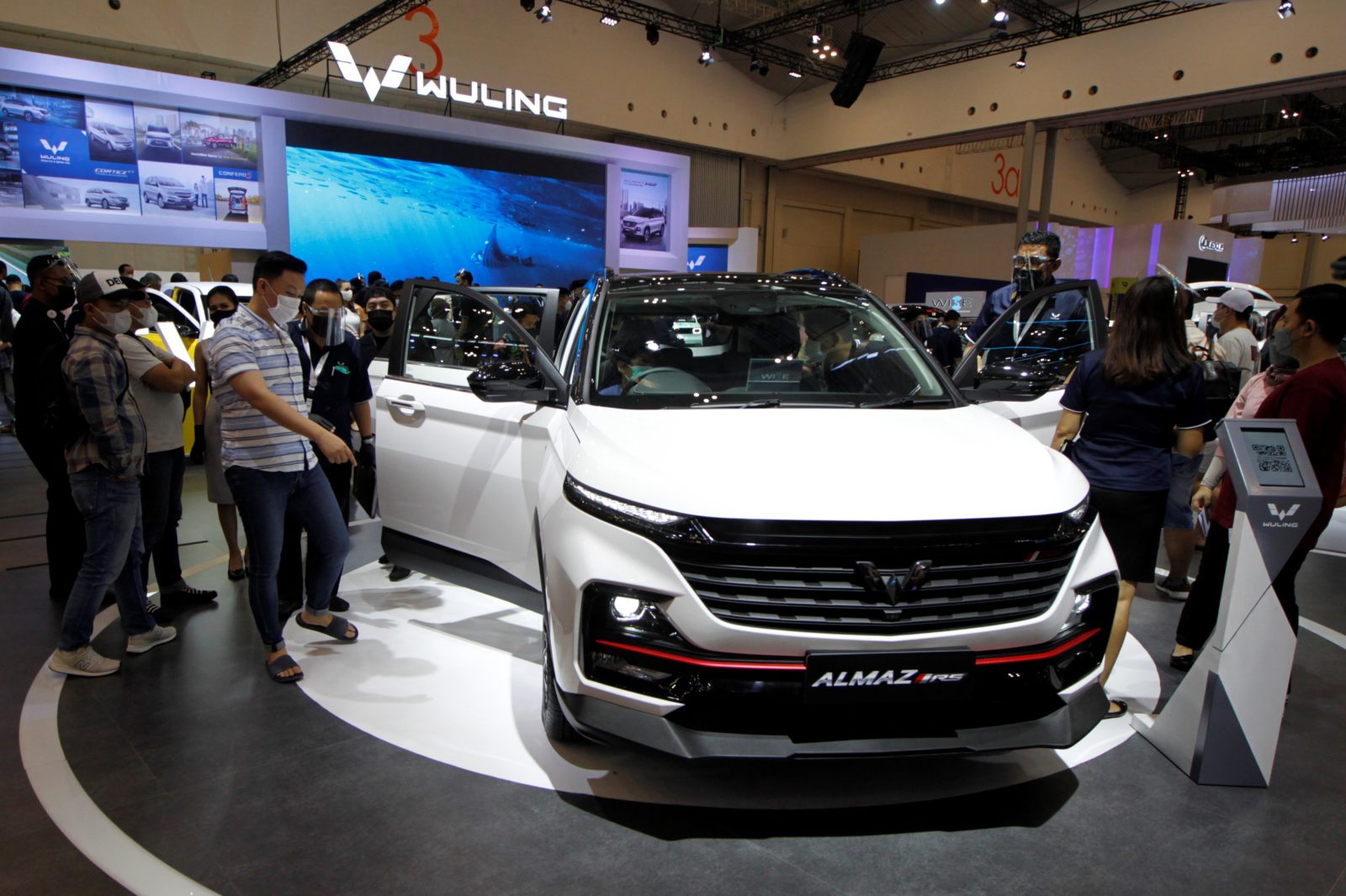 Image Almaz dan Almaz RS Mendominasi Penjualan Wuling Selama GIIAS 2021