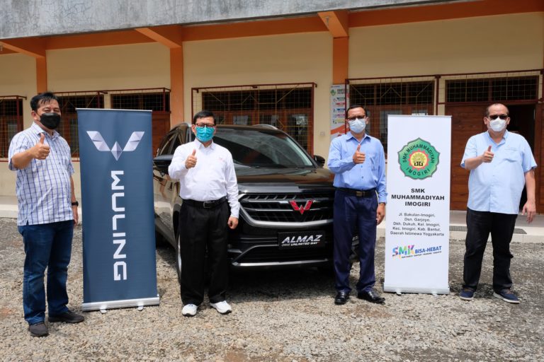 Image Wuling Bakti Pendidikan Berlanjut Dengan Kolaborasi Bersama SMK Muhammadiyah Imogiri