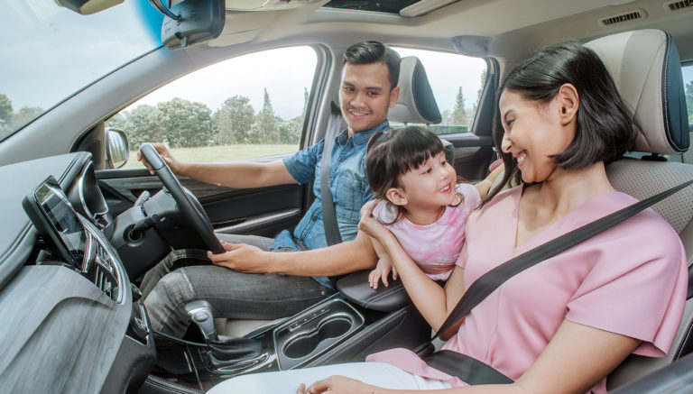 Image How To Choose Affordable and Comfortable Family Car