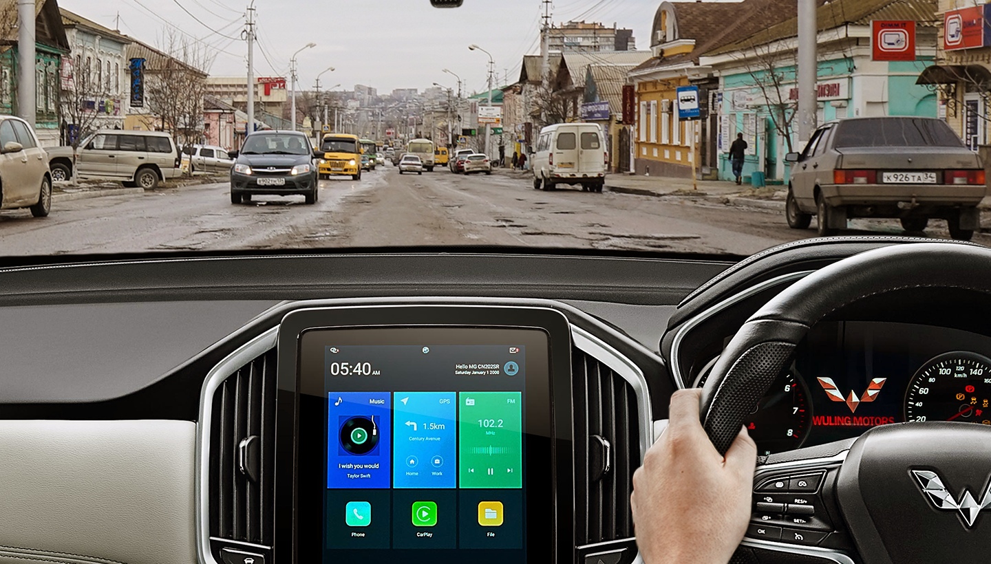 Keep your gaze ahead and maintain your attention