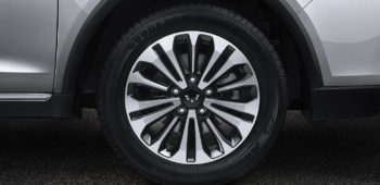 Image FWD vs RWD Drive System, What’s the Difference?
