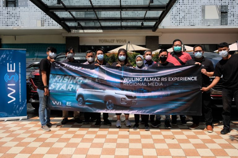 Image Wuling Almaz RS Media Experience Digelar di Kota Surabaya