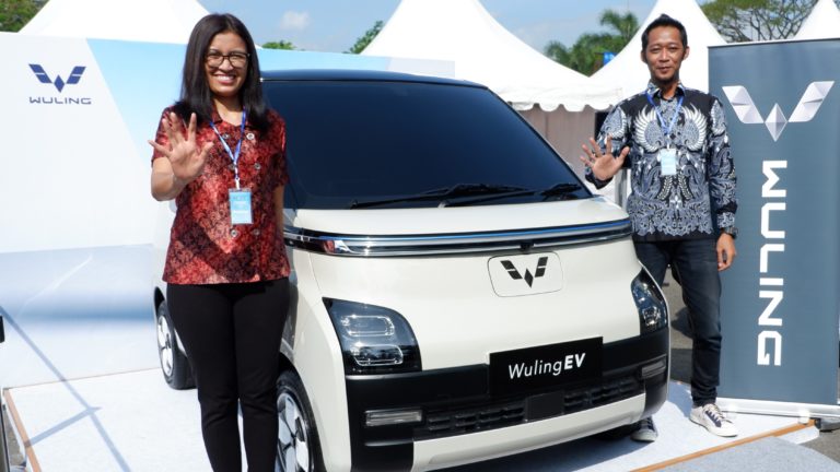Image Wuling EV Present at KBL Showcase & Inauguration of SPKLU at DPSP Borobudur