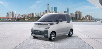 Image Tampilan Perdana Wuling EV, Mobil Listrik Mini yang Ikonik