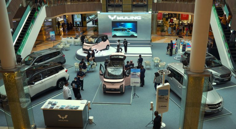 Image Wuling Rayakan Hari Jadinya yang Ke-5 di kota Bandung dan Membuka Pemesanan Air ev