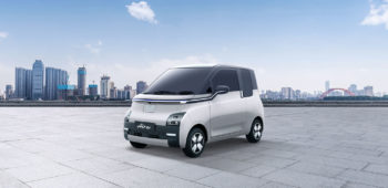 Image Konektivitas Pintar dengan Fitur Internet of Vehicle (IoV)