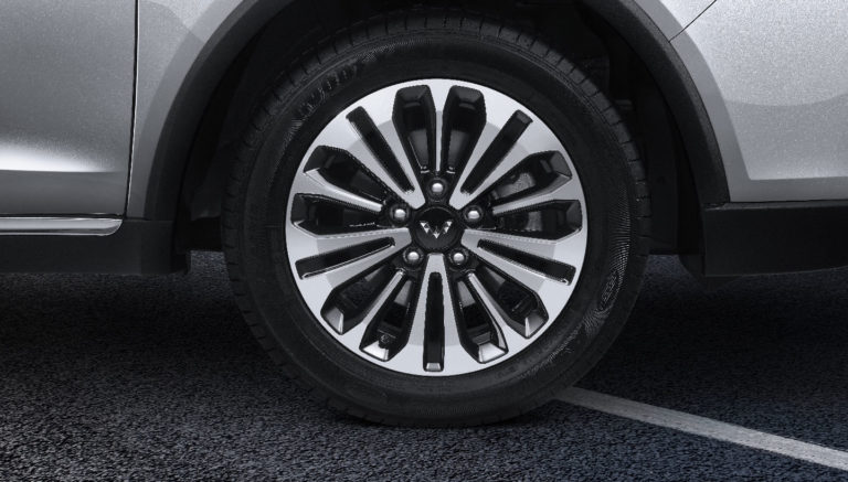 Image How to Use and Care for a Spare Tire