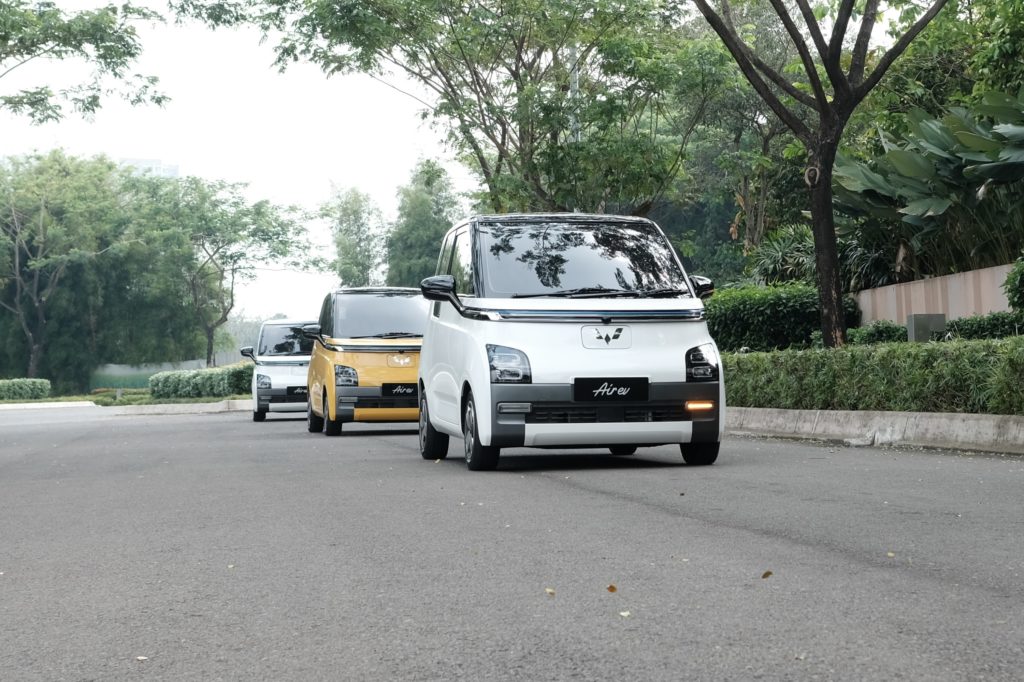 Komunitas Resmi Wuling Turut Serta Dalam First Driving Impression Air ev Komunitas Resmi Wuling Turut Serta Dalam First Driving Impression Air ev