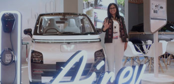 Image Wuling Showcases EV and Hybrid Innovations at the Indonesia Electric Motor Show 2022