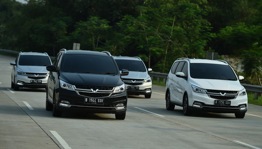 Wuling New Cortez CE dan EX membawakan pengalaman berkendara bagi rekan rekan media Semarang dan Bandung dengan jarak tempuh 1355 kilometer melalui rute Jakarta dan Tangerang Selatan 1000x569