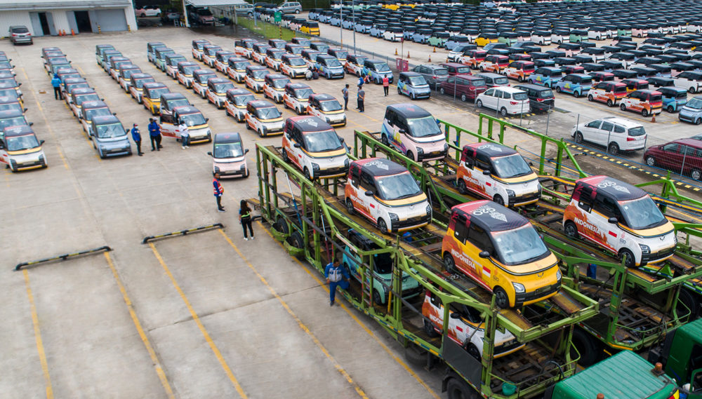 300 unit Air ev mulai diberangkatkan menuju Bali sebagai Official Car Partner KTT G20 dari fasilitas pabrik Wuling Motors di Cikarang Jawa Barat 1000x569