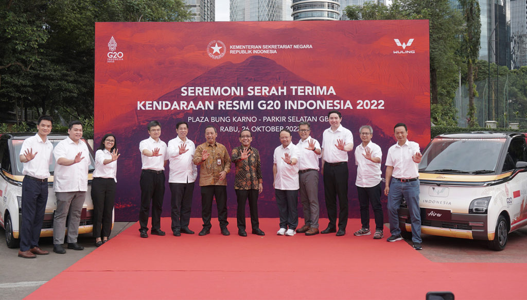 Wuling Serahkan Air ev Kepada Kementerian Sekretariat Negara Untuk Mendukung G20 Wuling Serahkan Air ev Kepada Kementerian Sekretariat Negara Untuk Mendukung G20
