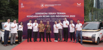 Image Wuling Serahkan Air ev Kepada Kementerian Sekretariat Negara Untuk Mendukung G20