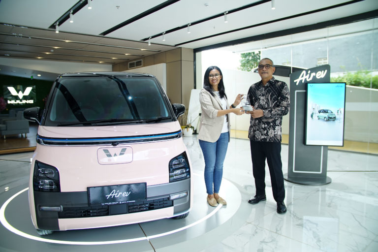 Image Wuling Air ev Raih Best Innovation dalam Ajang Carvaganza Editor’s Choice Award 2022