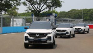 Image Komunitas Resmi Wuling Mencoba Almaz Hybrid, Model Hybrid Pertamanya di Indonesia