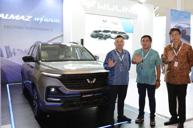 Image Wuling Participates in GIIAS Semarang 2022 by Introducing Almaz Hybrid