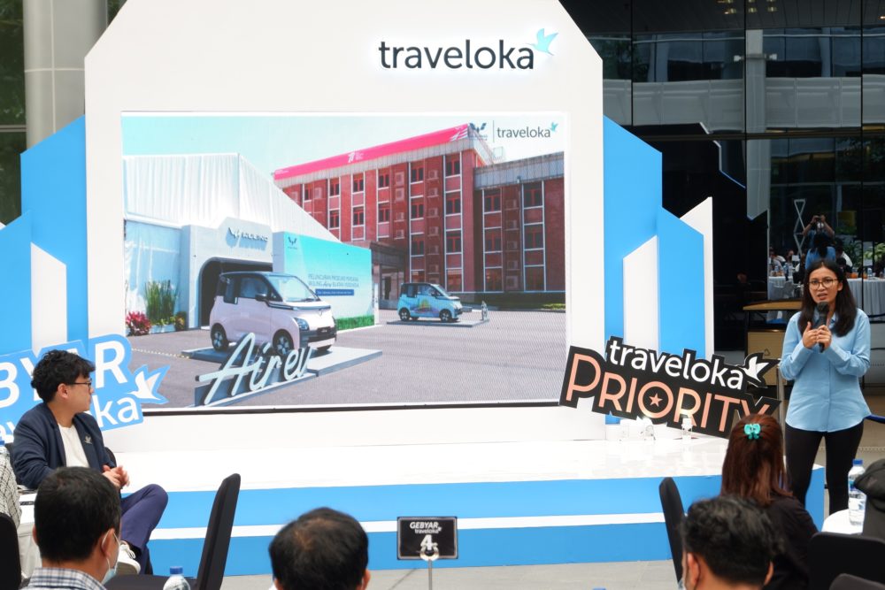Dalam acara exclusive media gathering yang diadakan di Traveloka Campus hari ini Wuling mengumumkan kolaborasi bersama Traveloka dengan menghadirkan 1 unit Air ev sebagai hadiah utama Gebyar Traveloka 1000x667
