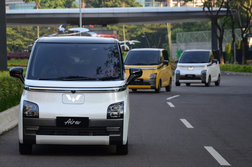 Catatan positif tahun 2022 menandakan bahwa Air ev diterima dengan baik oleh konsumen sebagai teman perjalanan menuju lingkungan yang lebih hijau di masa mendatang 1000x662