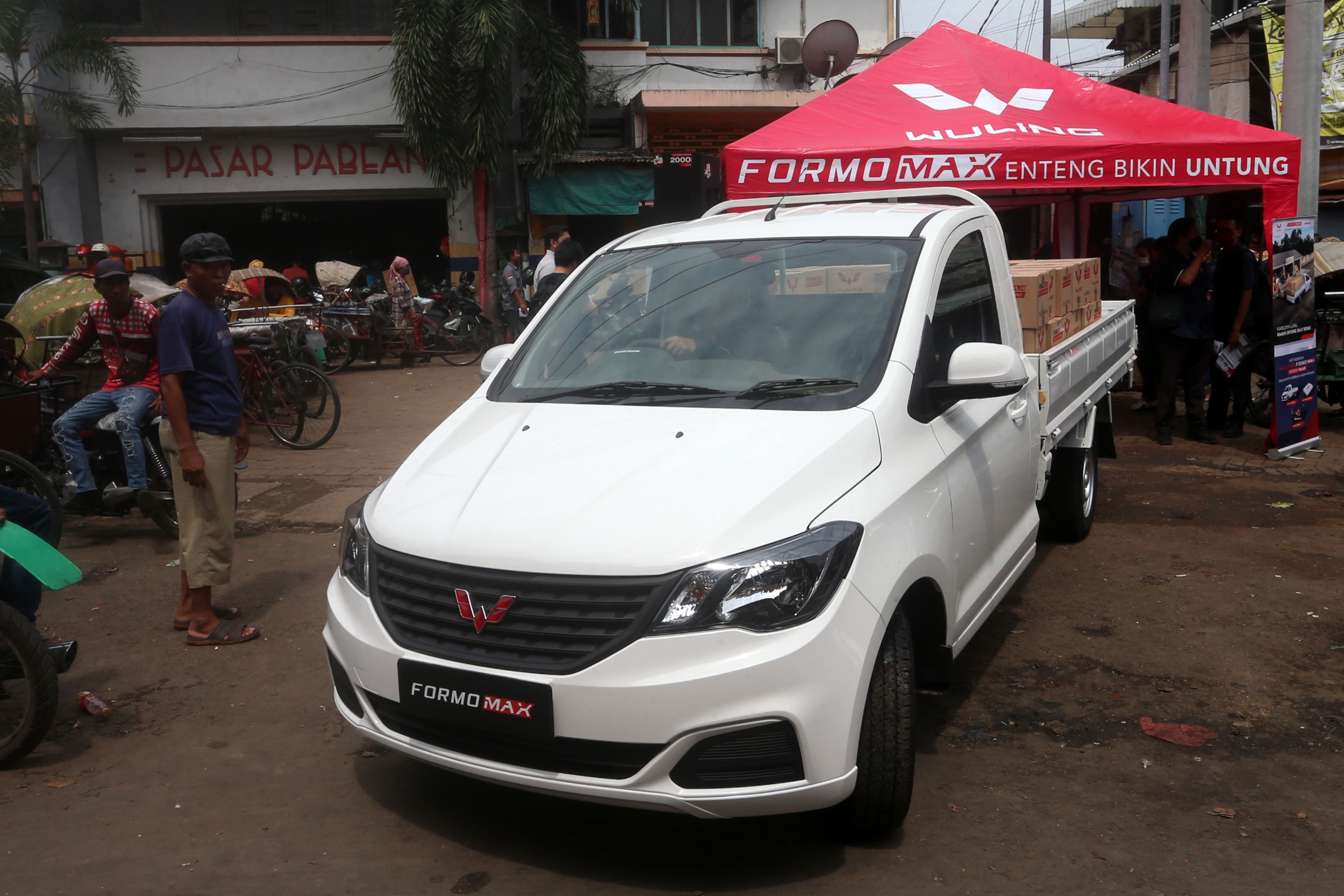Image Wuling Starts Commercing Formo Max “Enteng Bikin Untung” In The City of Heroes