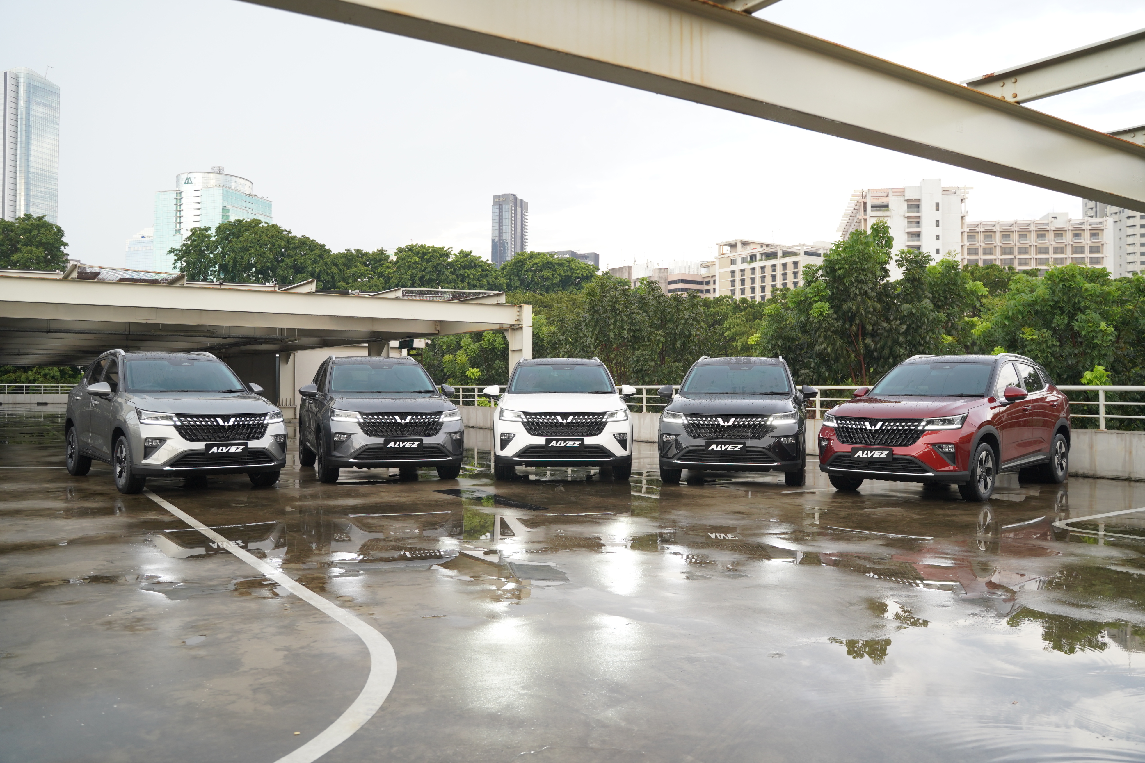 Image Wuling Invites Media Partners to Feel the Sensation of Driving Alvez in the GBK Area