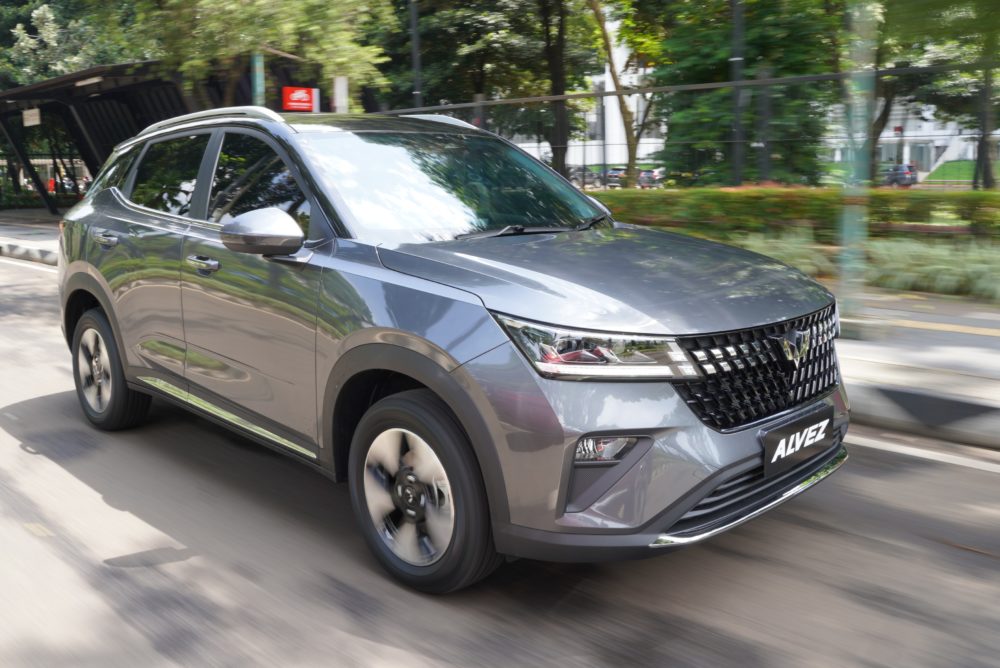 Wuling hadirkan pengalaman berkendara SUV terbarunya lewat Wuling Alvez First Media Impression di kawasan Gelora Bung Karno GBK Senayan Jakarta Pusat 1000x668