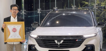 Image Wuling Almaz Hybrid Raih Predikat Indonesia Digital Popular Brand untuk Kategori SUV