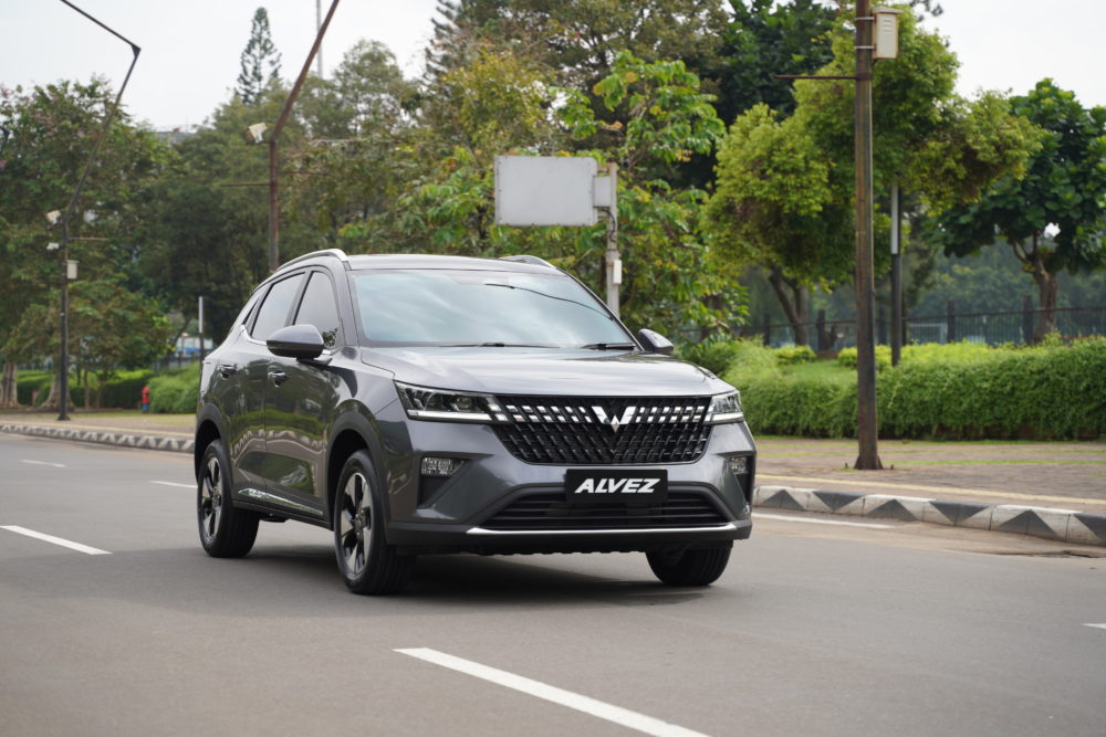 Alvez ‘Style and Innovation in One SUV’ ini tersedia dengan cicilan ringan mulai dari Rp4.000.000 per bulan serta uang muka terjangkau mulai dari Rp37.000.000 OTR Jakarta 1000x667