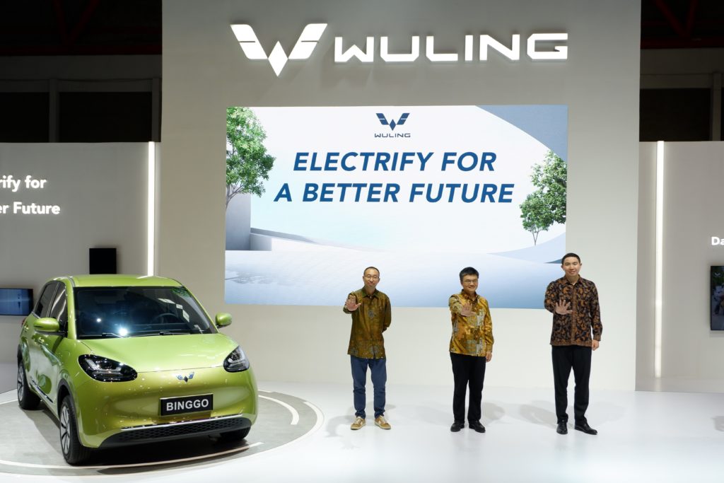 Wuling Brings Complete Electric Vehicle Innovation at the Periklindo Electric Vehicle Show Wuling Brings Complete Electric Vehicle Innovation at the Periklindo Electric Vehicle Show