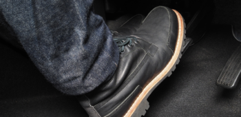 Image Tips and Potential Hazards When You Have to Brake Suddenly