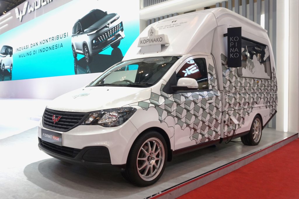 Wuling Formo Max Collaborates with Nako Coffee to Further Enliven GIIAS 2023 Wuling Formo Max Collaborates with Nako Coffee to Further Enliven GIIAS 2023