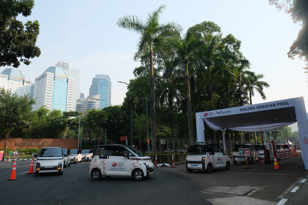 Wuling menyiapkan sentra pelayanan dan perawatan untuk seluruh unit Air ev di Jakarta yang berlokasi di kawasan Gelora Bung Karno Senayan 1000x667