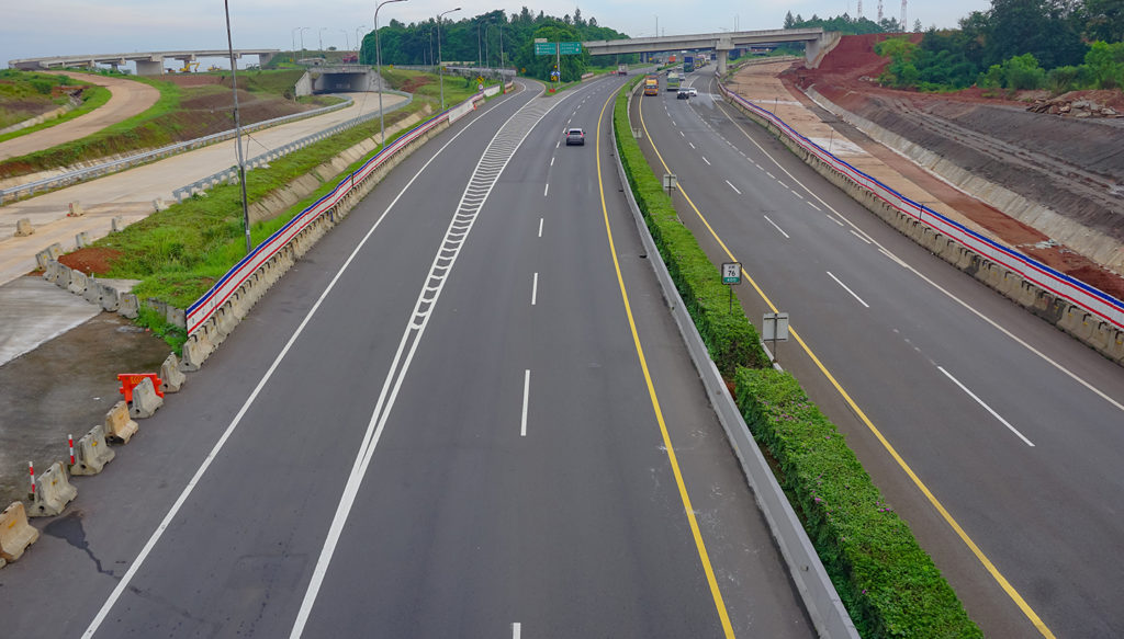 Image Mengenal Istilah Lane Hogger di Jalan Tol, Kenapa Berbahaya?r