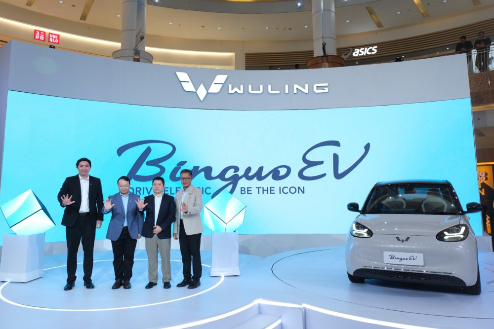 Wuling hari ini resmi memasuki fase pre launch dari kendaraan listrik terbarunya dengan menampilkan eksterior dan interior BinguoEV 1000x667