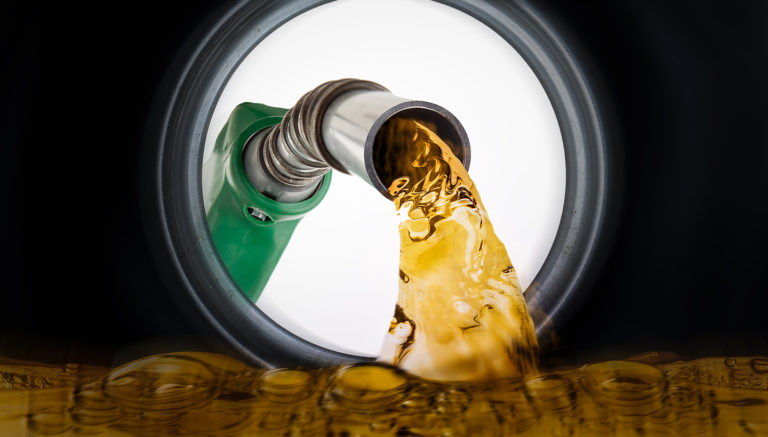 Image Facts about Filling a Full Tank of Gasoline in a Car, How Important is it?