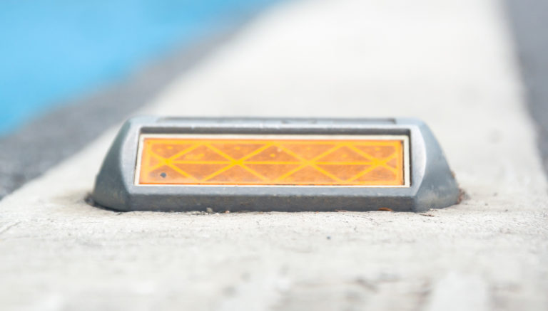 Image Road Studs: Definition, Function and Size